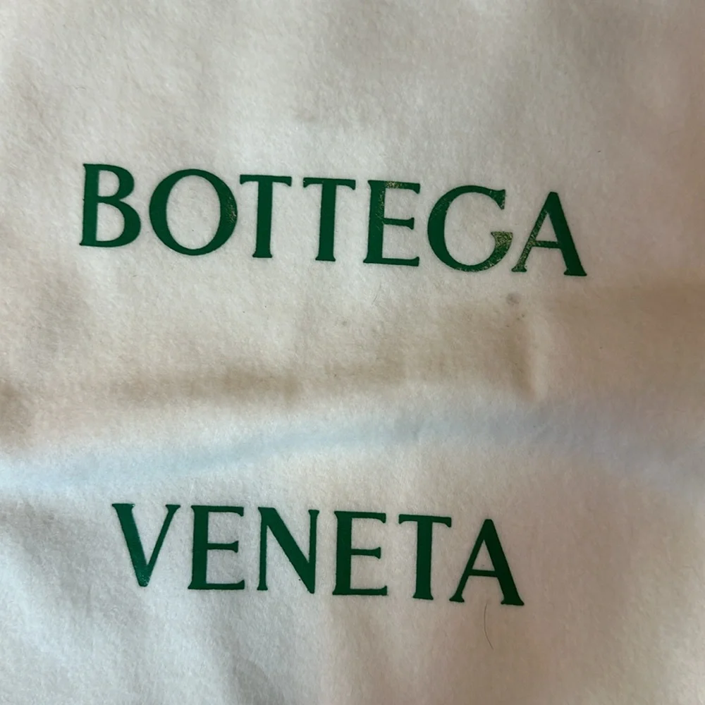 BOTTEGA VENETA DUST BAG FOR SALE 💚💚💚💚💚💚💚💚💚💚💚💚💚💚💚💚💚💚💚💚💚